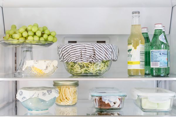 Bosch 30" built-in refrigerator high quality interior