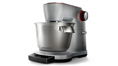 Staalkleurige MUM keukenmachine.
